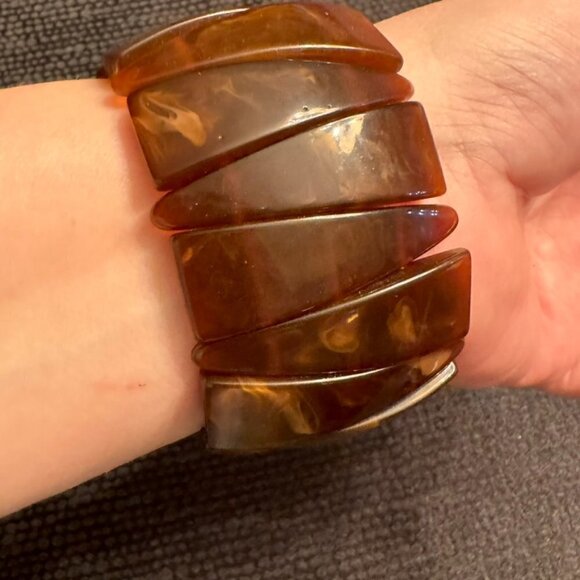 Wide Tortoise Shell Cuff Bracelet Stretchy Boho Statement Brown Bohemian - Picture 5 of 5